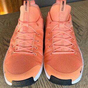 Gently Used - Worn once in store Nike Free Metcon 6 Apricot Agate size 14